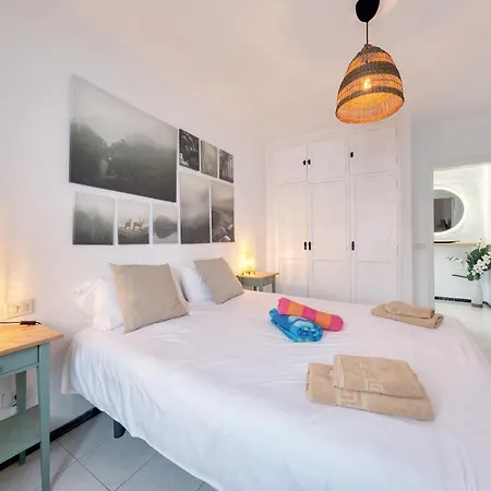 Casa Atassara - 500m To The Beach, Ping-pong And Foosball By Lanzarote *