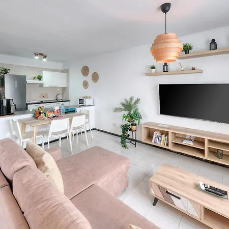 Casa Atassara - 500m To The Beach, Ping-pong And Foosball By Lanzarote *