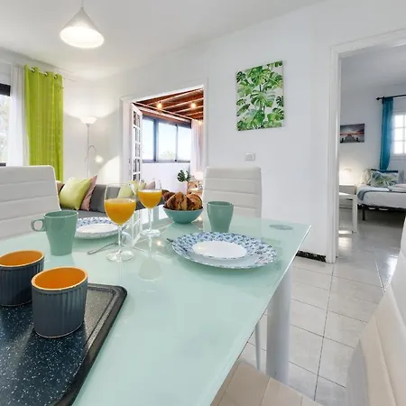 Casa Atassara - 500m To The Beach, Ping-pong And Foosball By Lanzarote *
